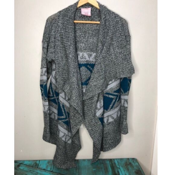 Romeo & Juliet Couture Aztec Sweater Size Small - Picture 2 of 8